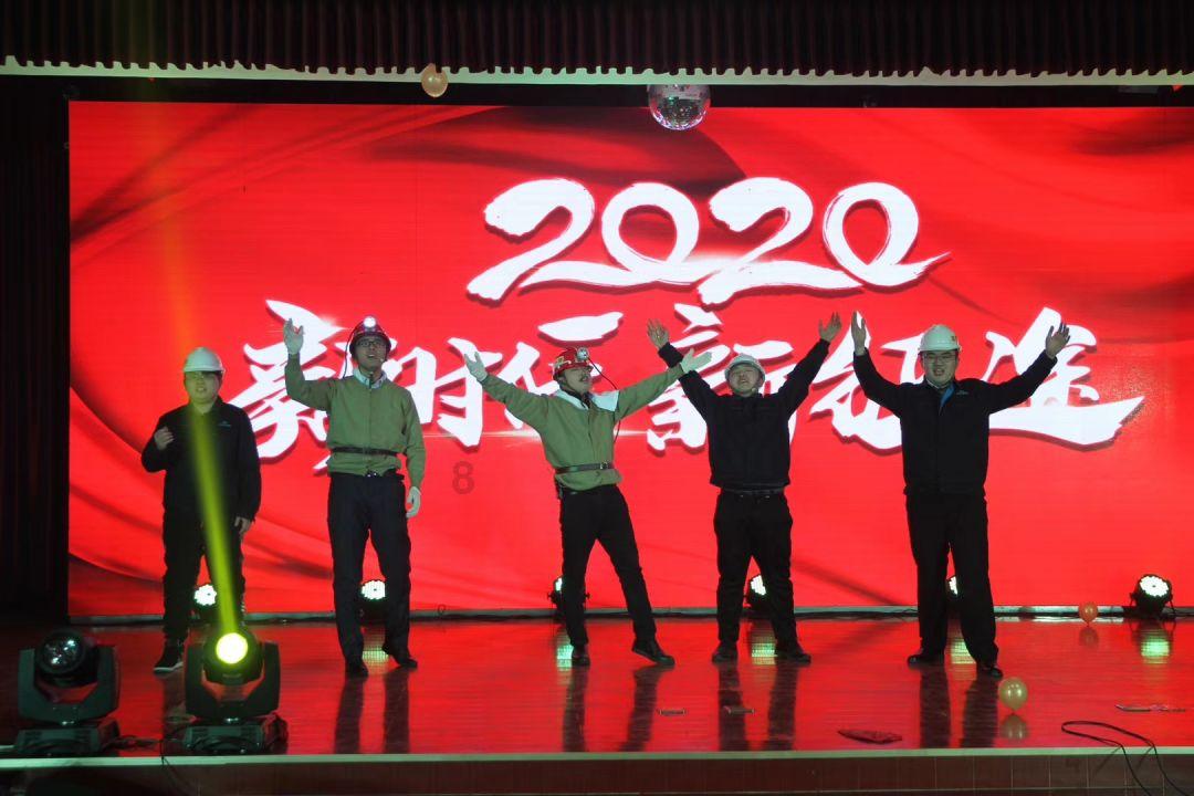 博主：国足10号无缘北京国安，祝谢鹏飞好运！